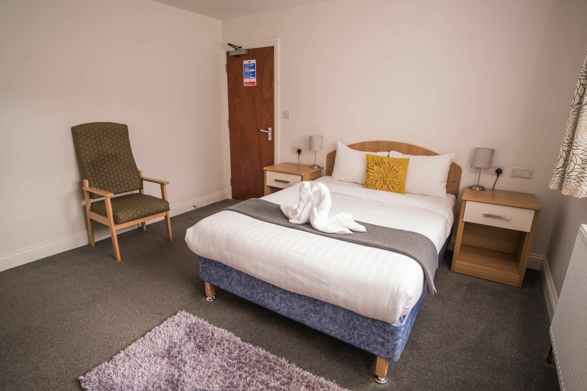 Rosalee Hotel Илфорд Екстериор снимка