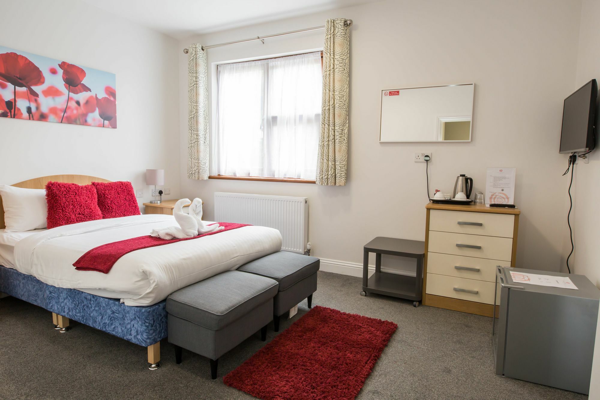 Rosalee Hotel Илфорд Екстериор снимка