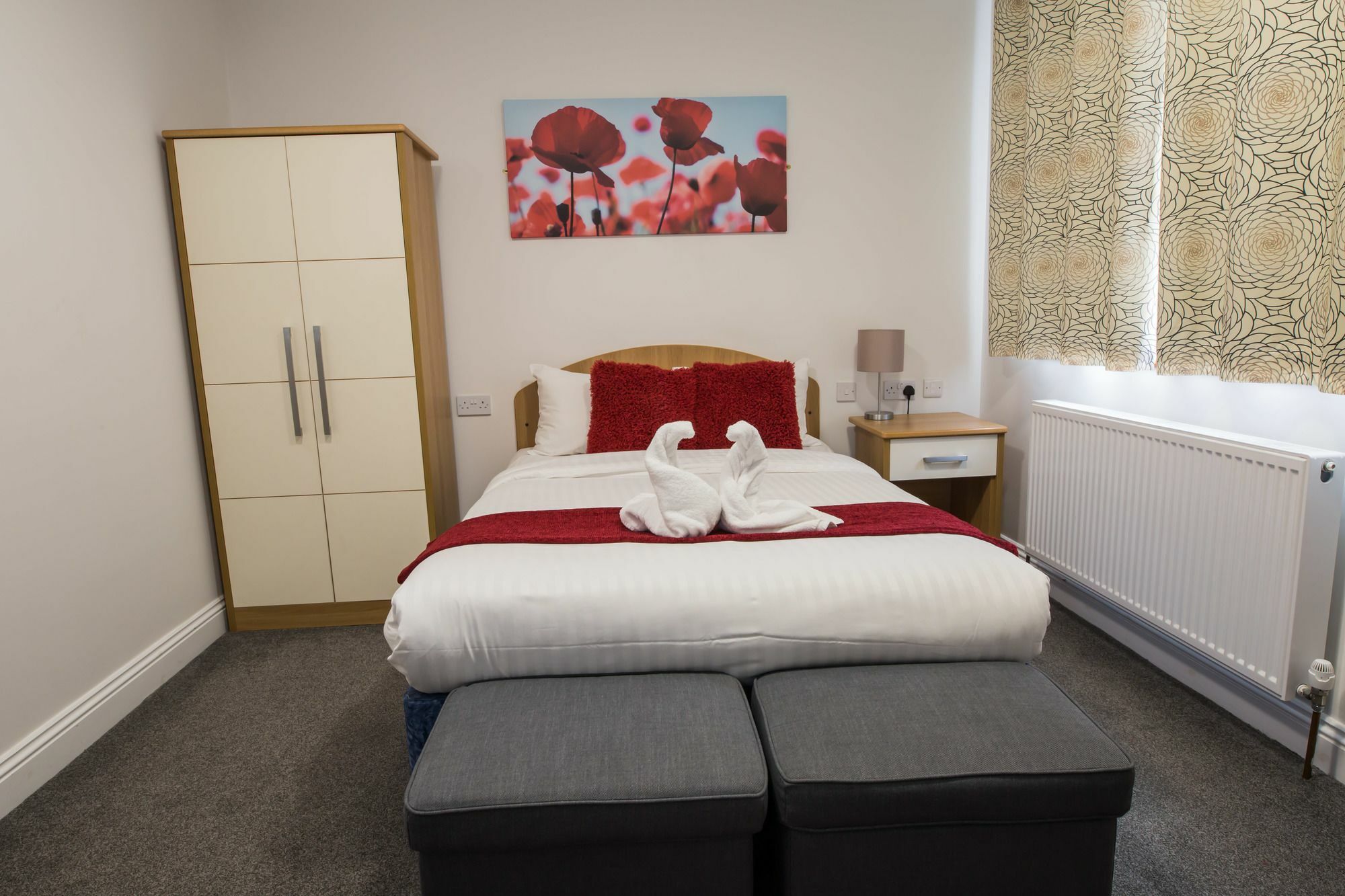 Rosalee Hotel Илфорд Екстериор снимка