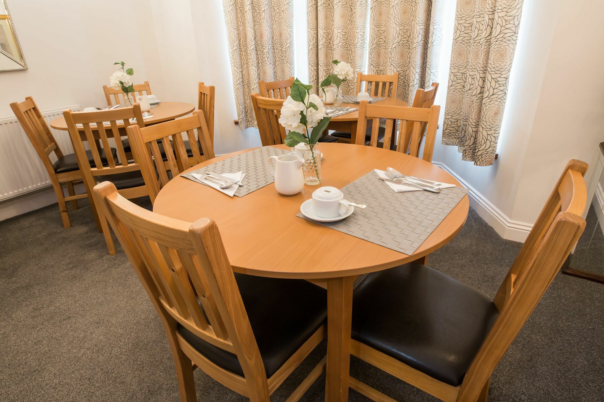 Rosalee Hotel Илфорд Екстериор снимка